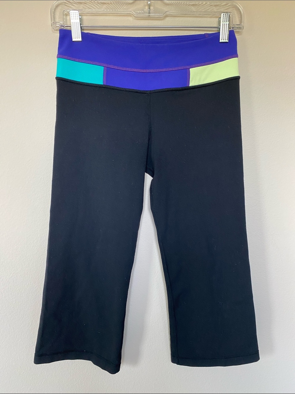 Lululemon *Reversible* Cropped Yoga Pants